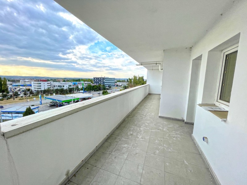 2 camere Bloc nou, constructie 2020, foarte spatios cu un balcon generos