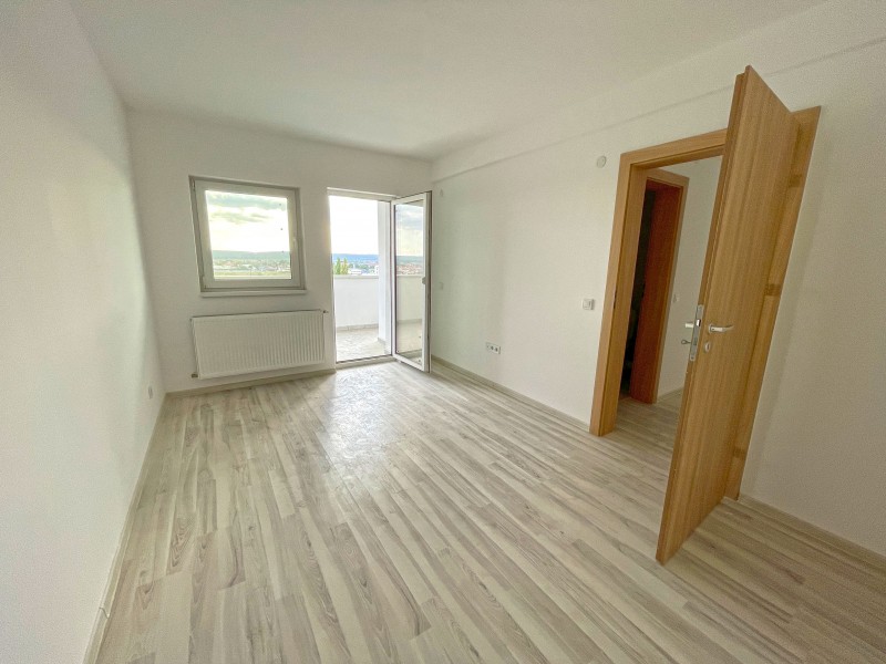 2 camere Bloc nou, constructie 2020, foarte spatios cu un balcon generos