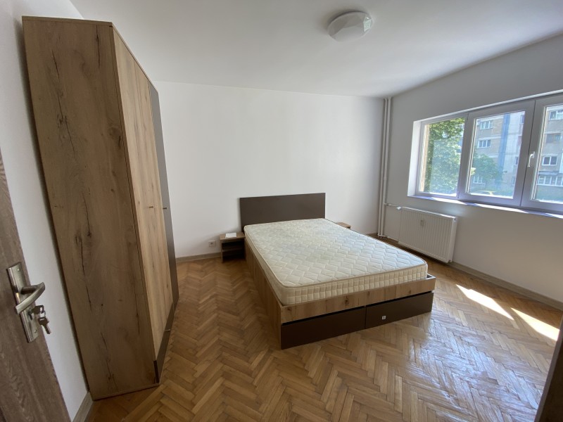 2 camere cu totul nou, Ciuperca, etaj 1, modern, liber