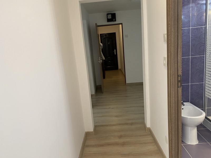 2 camere cu totul nou, Ciuperca, etaj 1, modern, liber