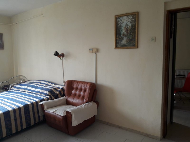 2 camere decomandate, centrala termica, 1 Mai - Ciuperca - Helin, etaj4, modern, complet mobilat si utilat, izolat termic