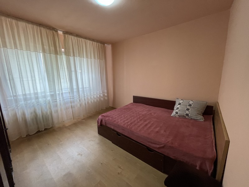 2 camere decomandate, etaj1, Brazda Complex Vechi, foarte spatios, igienizat