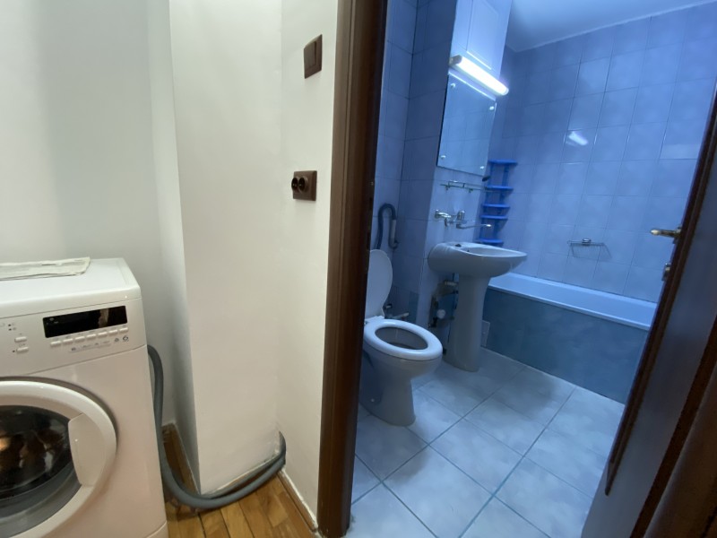 2 camere decomandate,foarte mare, etaj1, modern, complet mobilat si utilat, prima inchiriere