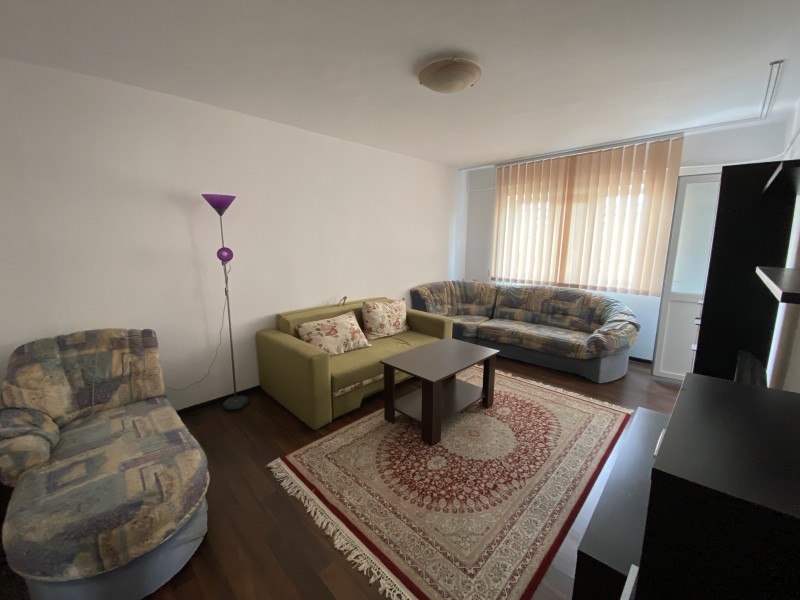 2 camere decomandate 1Mai, Pelendava, spatios, curat