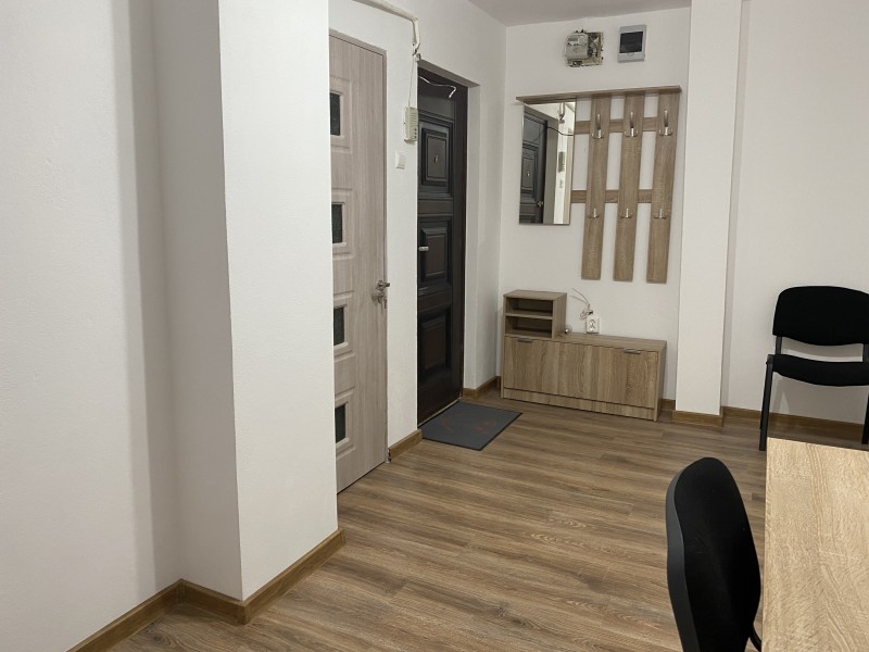 2 camere decomandate 1Mai, Pelendava, spatios, totul nou, parter
