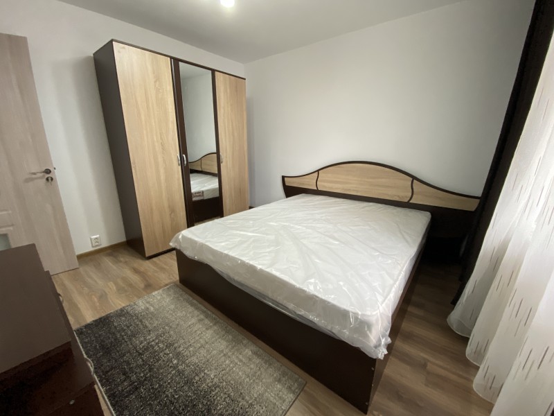 2 camere decomandate 1Mai, Pelendava, spatios, totul nou, parter