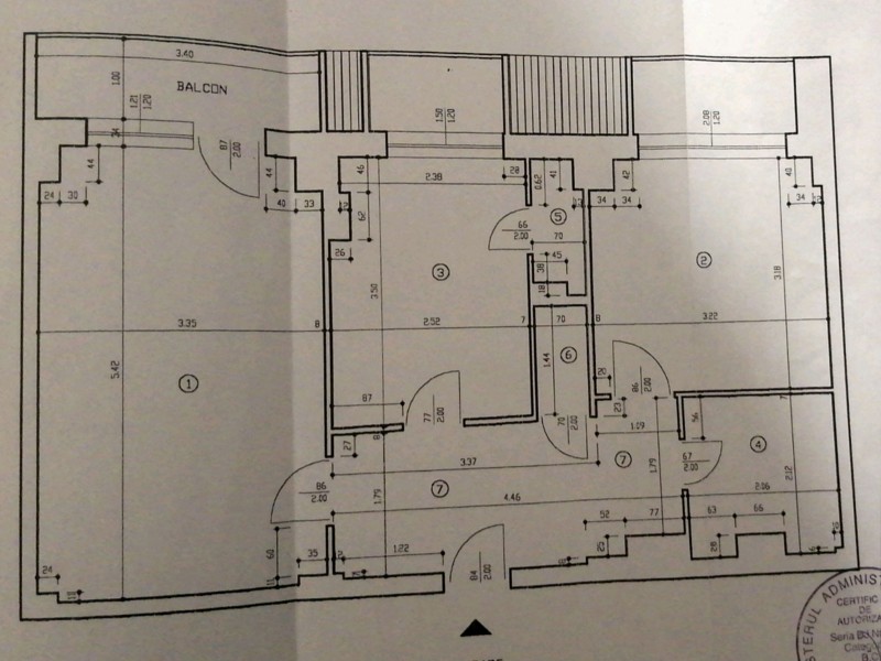 2 camere decomandate Rovine -Posta, deasupra Banca Transilvania, stradal, mobilat si utilat