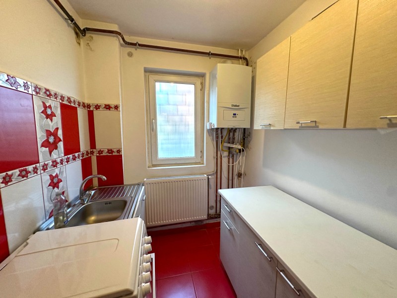 2 camere decomandate Rovine Mecanica, P. Ispirescu