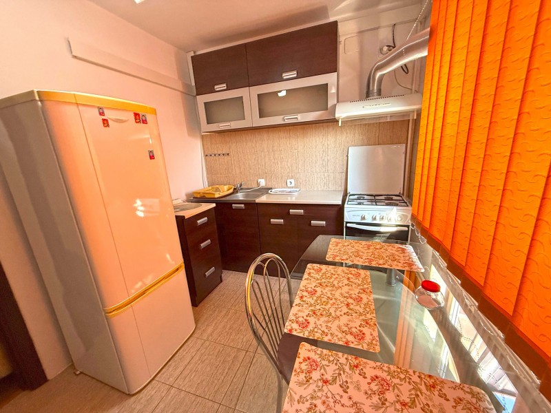 2 camere etaj5, Lapus, Sucpi, centrala termica, complet mobilat si utilat