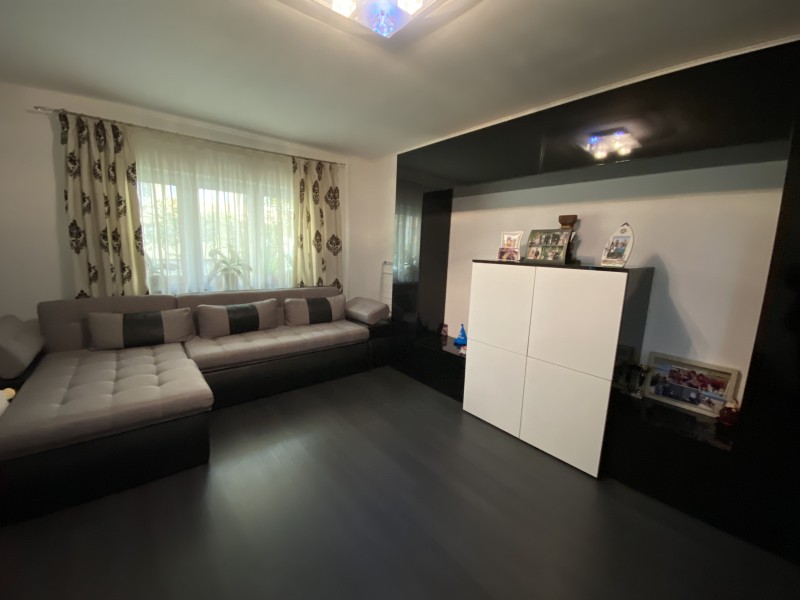 2 camere lux, restaurant Prestige - Electroputere Mall totul nou, centrala termica, incalzire pardoseala
