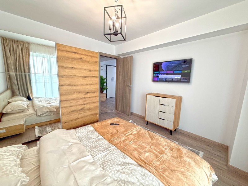 2 camere lux, totul nou, bloc nou 2024, Decebal Residence, zona Mall, etaj8/9, 2 lifturi