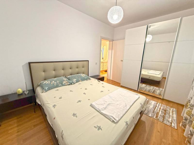 2 camere lux PARC Residence, totul NOU, etaj1 cu lift, centrala, masina de spalat vase, loc parcare