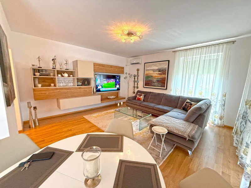 2 camere lux PARC Residence, totul NOU, etaj1 cu lift, centrala, masina de spalat vase, loc parcare