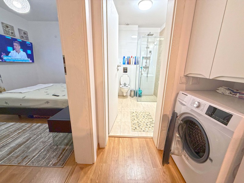 2 camere lux PARC Residence, totul NOU, etaj1 cu lift, centrala, masina de spalat vase, loc parcare