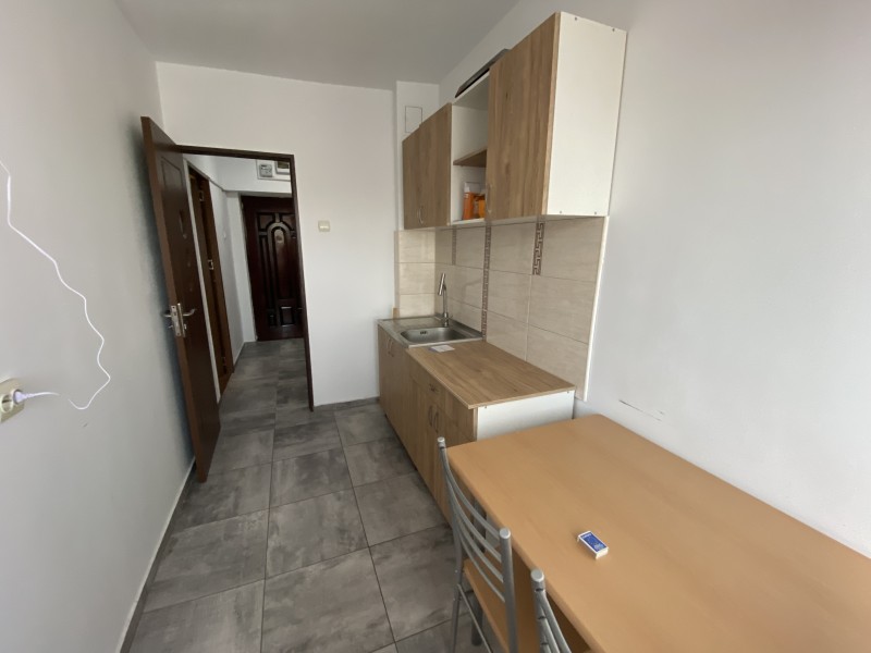 2 camere modernde, Rovine - restaurant Cleo, langa Facultatea de Drept, centrala termica