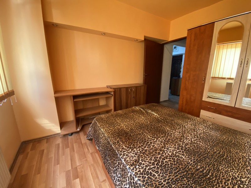 2 camere modernde, Rovine - restaurant Cleo, langa Facultatea de Drept, centrala termica