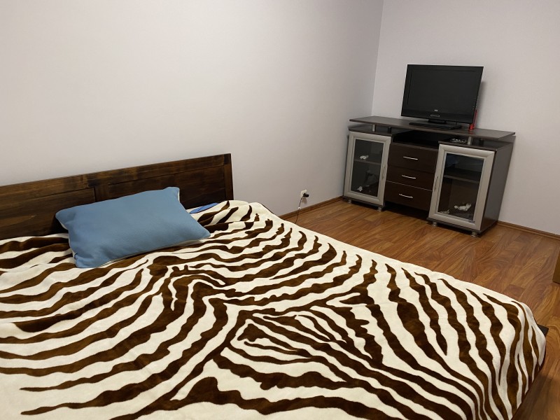 2 camere moderne, Brazda lui Novac - visavis de Big Family Market