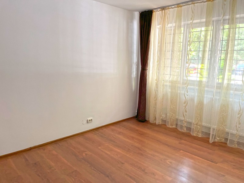 2 camere semidecomandate, Brazda, zona Complex Vechi - Rocada, centrala termica, complet gol