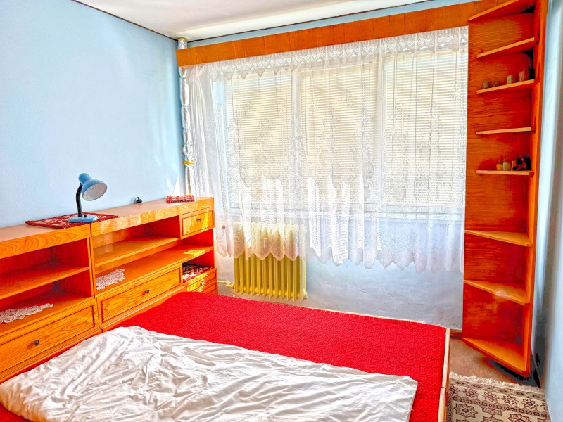 2 camere semidecomandate, Brazda lui Novac, F-uri, Complex NOU, 2 lifturi, boxa