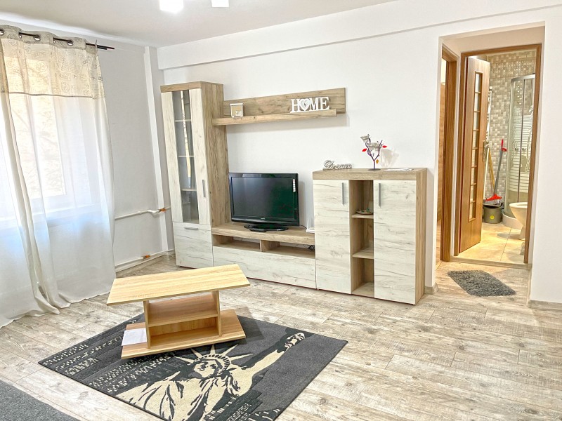 2 camere semidecomandate, Centru - esplanada Teatrului National, lux