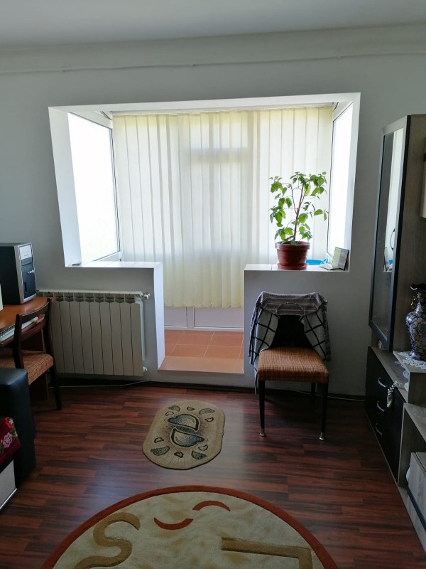 2 camere semidecomandate, Craiovita Noua, Bd dacia - Tineretului, Triaj