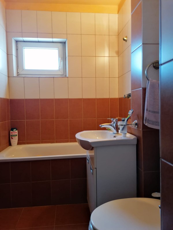 2 camere semidecomandate, Craiovita Noua, Bd dacia - Tineretului, Triaj