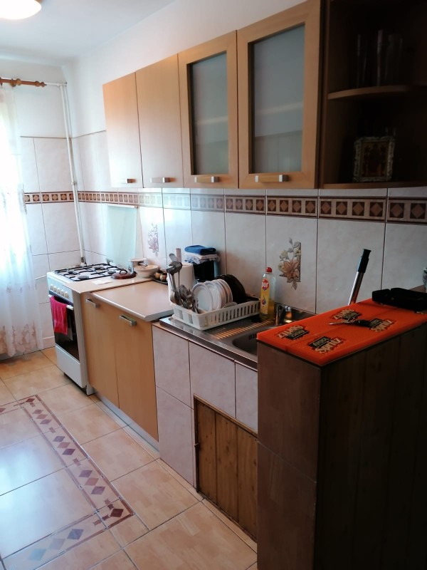 2 camere semidecomandate, Craiovita Noua, Bd dacia - Tineretului, Triaj
