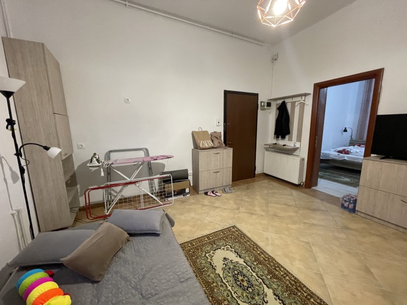 2 camere semidecomandate, Dealul Spiri, langa Fratii Buzesti, centrala termica, complet mobilat si utilat modern