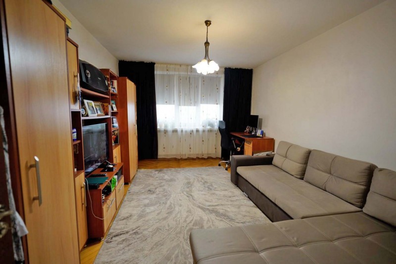 2 camere decomandate, etaj8/10, centrala termica si AC, Piata Garii - Carol I, V-uri