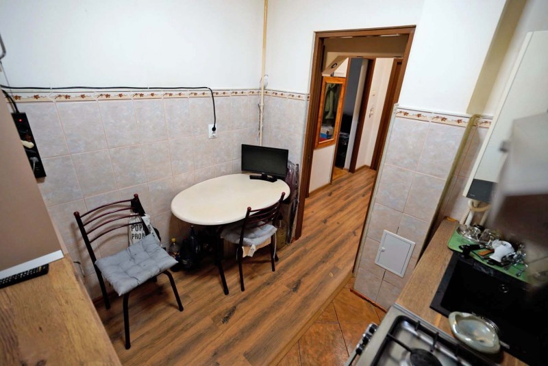 2 camere decomandate, etaj8/10, centrala termica si AC, Piata Garii - Carol I, V-uri