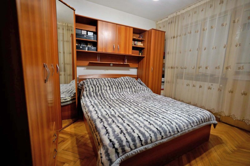 2 camere decomandate, etaj8/10, centrala termica si AC, Piata Garii - Carol I, V-uri