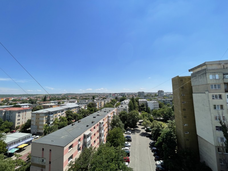 2 decomandate Brazda lui Novac, etaj9/10, spatios, 2 lifturi, vedere panoramica