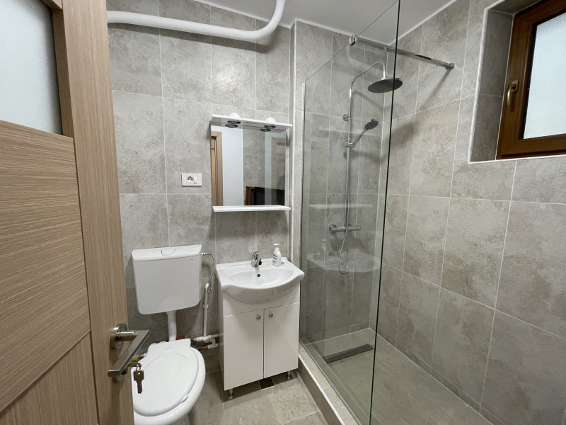 2 decomandate Brazda lui Novac,parter, nemobilat dar utilat complet, totul nou, nelocuit