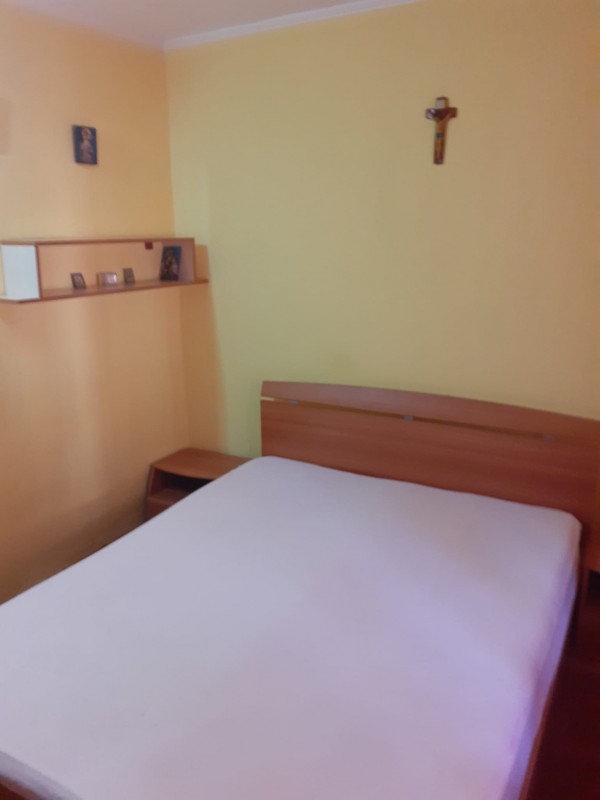 2 semidecomandate, Brazda, parter, complet mobilat si utilat