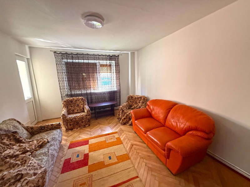 3 camere decomandate, 1Mai - Spitalul 1 - Parculet - centrala termica, parter/4