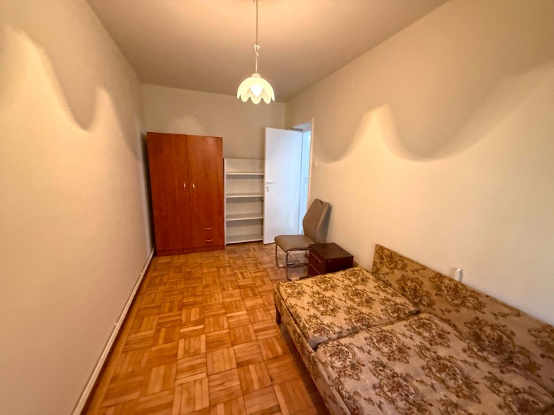 3 camere decomandate, 1Mai - Spitalul 1 - Parculet - centrala termica, parter/4