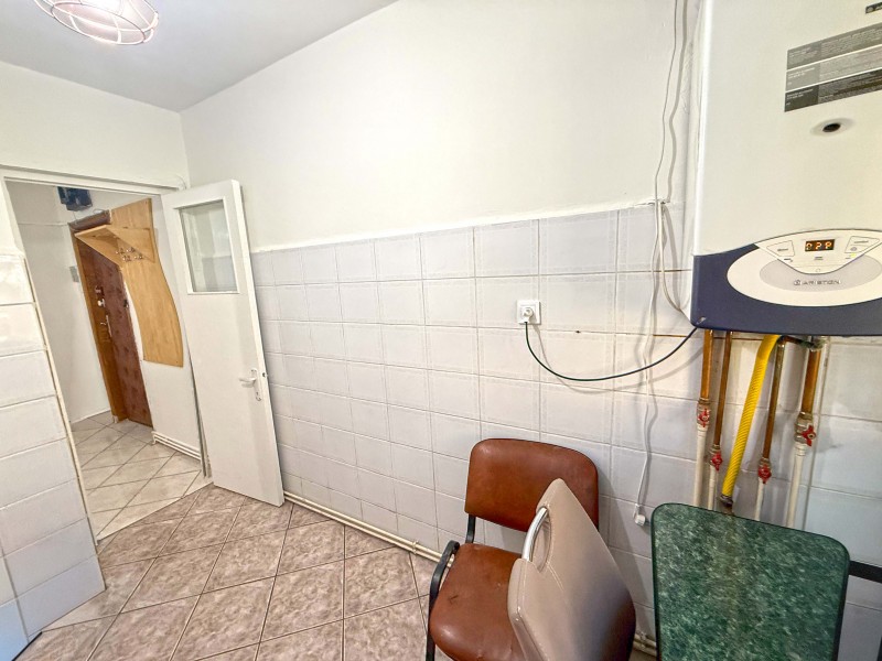 3 camere decomandate, 1Mai - Spitalul 1 - Parculet - centrala termica, parter/4