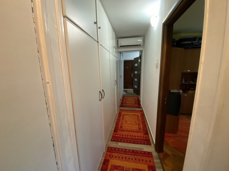 3 camere decomandate, 68mp, Strada Amaradia, Politia Pasapoarte Energetic
