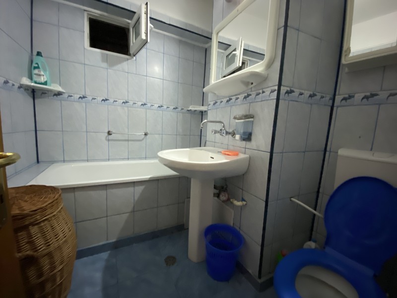 3 camere decomandate, 68mp utili, Brazda - La Roca, BRD, etaj2