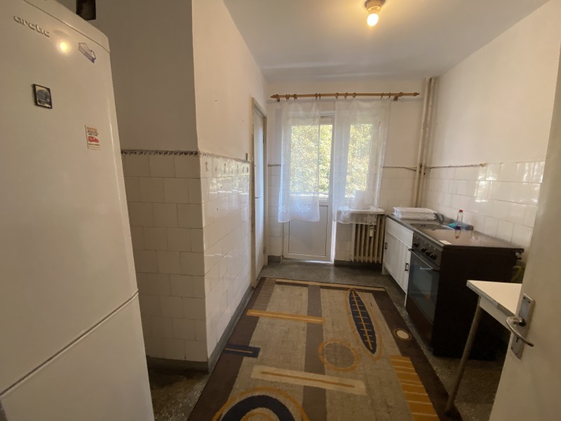 3 camere decomandate, 68mp utili, Centru, vis a vis Ramada, complet mobilat
