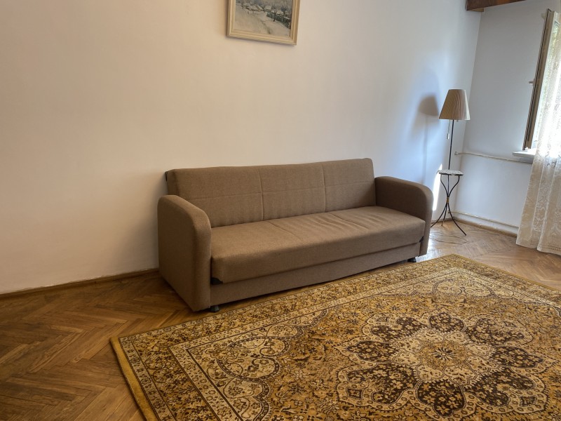 3 camere decomandate, 68mp utili, Centru, vis a vis Ramada, complet mobilat