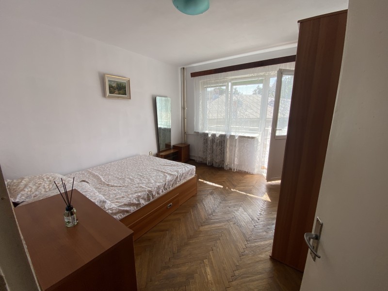 3 camere decomandate, 68mp utili, Centru, vis a vis Ramada, complet mobilat
