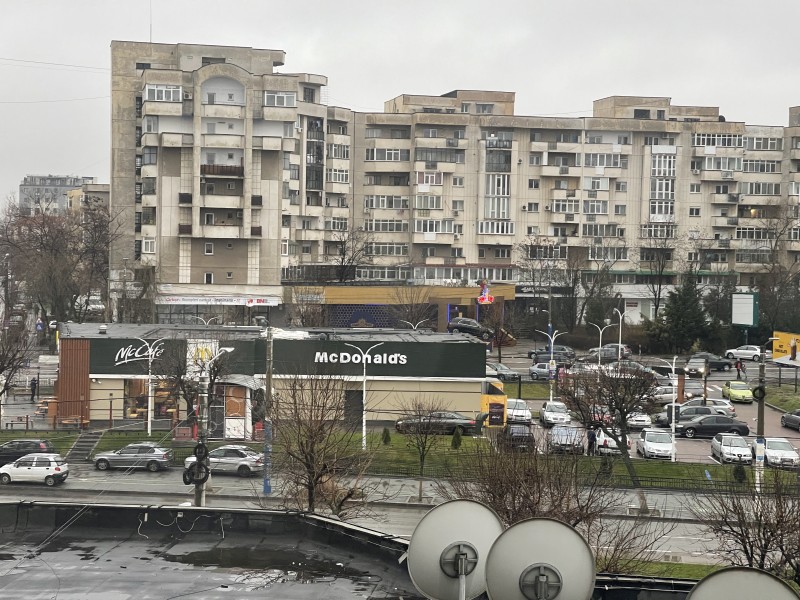 3 camere decomandate, 68mp utili, Centru- Universitate- Piata Centrala, etaj 3/8