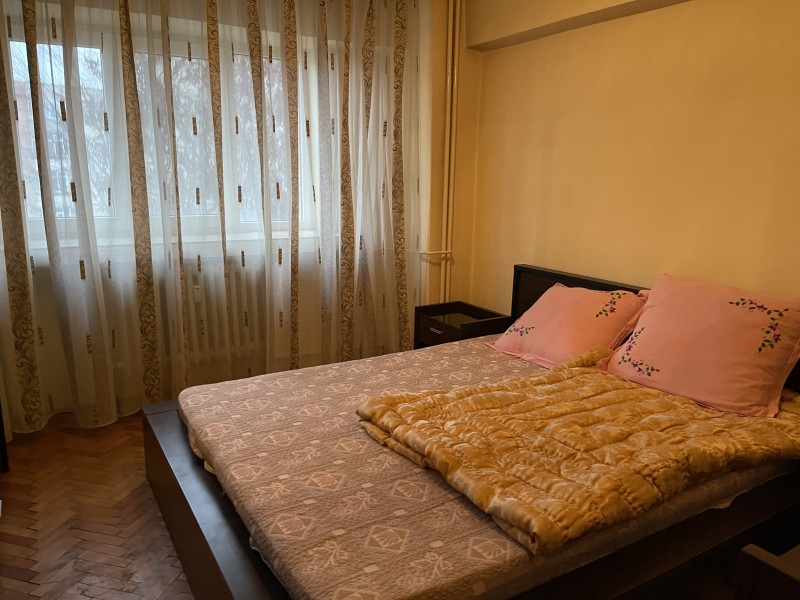 3 camere decomandate, 68mp utili, Centru- Universitate- Piata Centrala, etaj 3/8