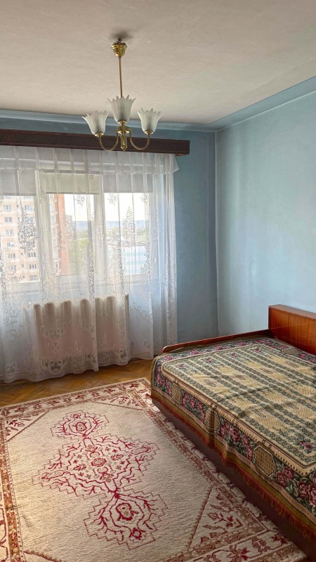 3 camere decomandate, Orizont - Craiovita, etaj 6/10, centrala termica, nerenovat
