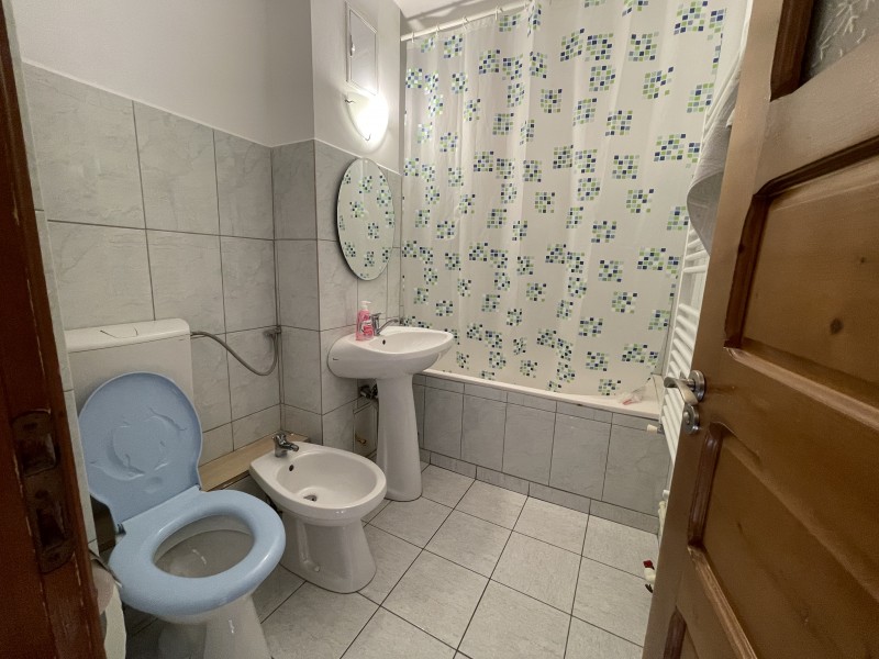3 camere decomandate, etaj2, Craiovita Noua- Carrefour, Bd Oltenia, zona piata, centrala termica