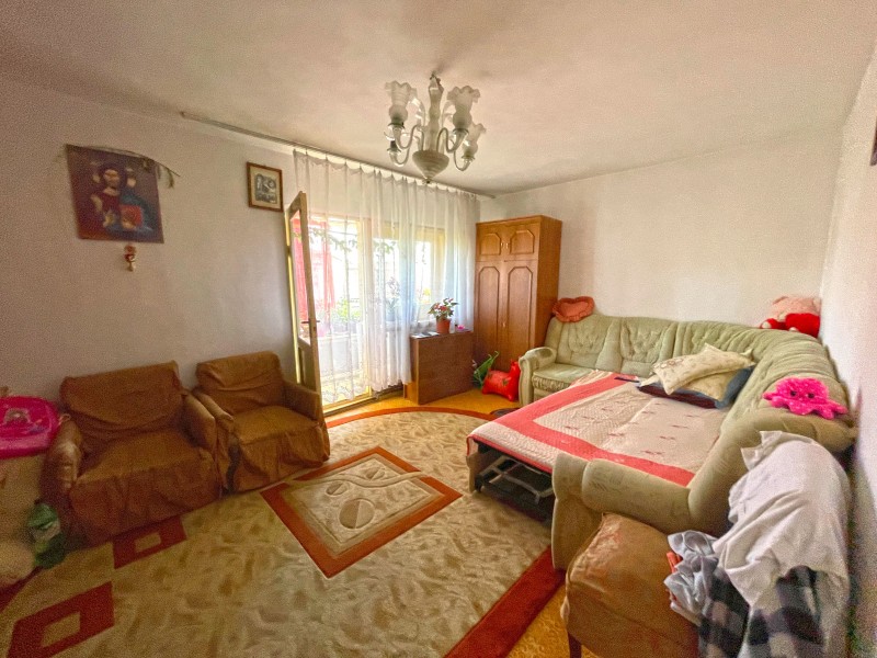 3 camere decomandate, peste 70 mp utili, 1Mai, etaj 4, centrala termica