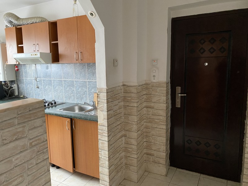3 camere decomandate centrala termica, Brazda lui Novac, Complexul Nou, H-uri