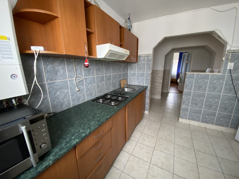 3 camere decomandate centrala termica, Brazda lui Novac, Complexul Nou, H-uri