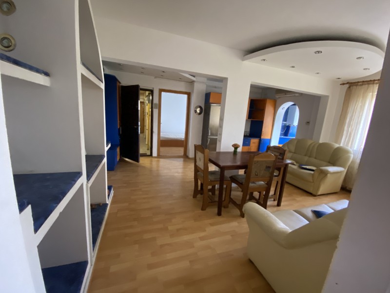 3 camere decomandate foarte spatios centrala termica, Sarari, mobilat, Lic Henry Coanda, etaj1